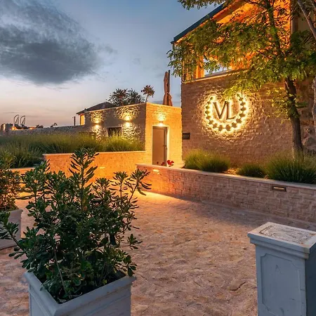 Vidikovac Levanda Luxury ロッジ Veliko Grablje